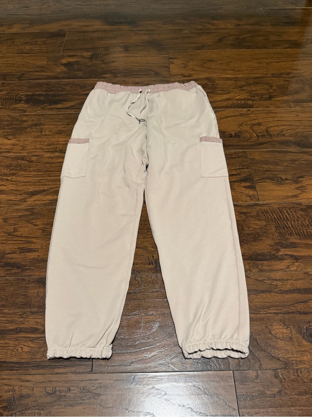 Vuori Women’s vista joggers oyster heather size small